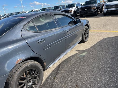 Used 2008 Pontiac Grand Prix image 16