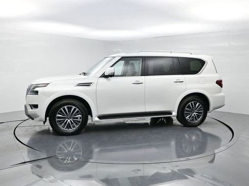 Used 2024 Nissan Armada SL image 17