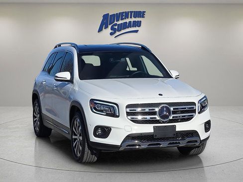 Used 2023 Mercedes-Benz GLB 250 4MATIC image 1