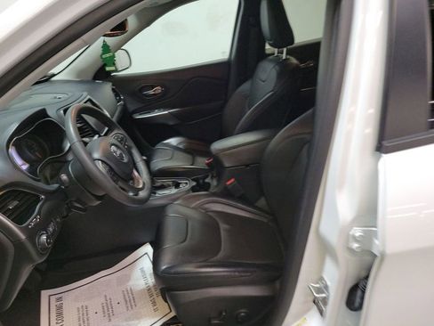 Used 2022 Jeep Cherokee Limited w/ Elite Package image 6