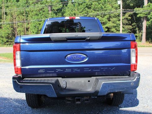 Used 2017 Ford F250 Lariat w/ Lariat Ultimate Package AWD/4WD image 7