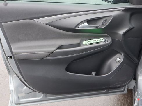 New 2026 Buick Envista Preferred FWD image 9