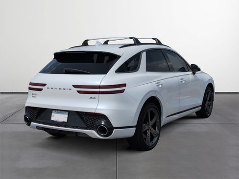Used 2023 Genesis GV70 2.5T w/ Sport Prestige Package AWD/4WD image 5