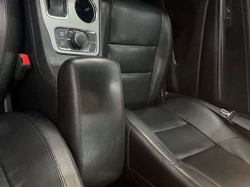 Used 2020 Jeep Grand Cherokee Limited w/ Luxury Group II AWD/4WD image 46