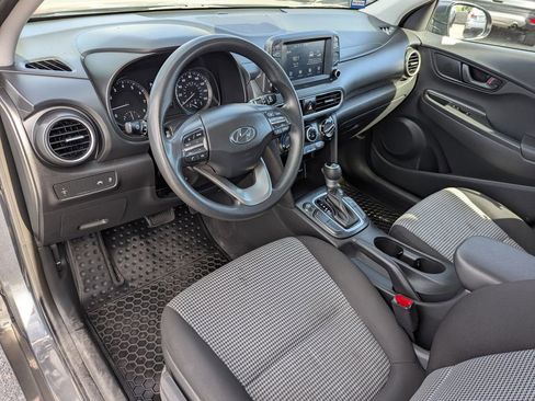 Used 2021 Hyundai Kona SE AWD/4WD image 24