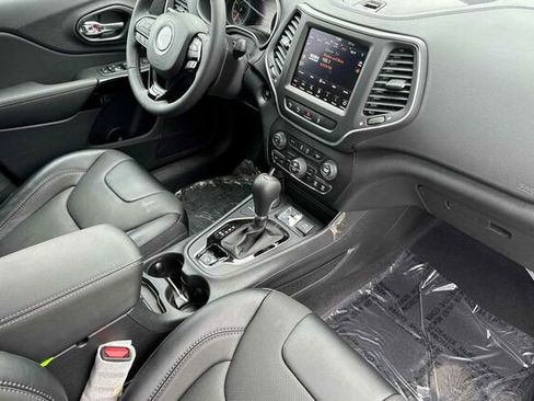 New 2023 Jeep Cherokee Altitude Lux w/ Lux Elite Package image 16