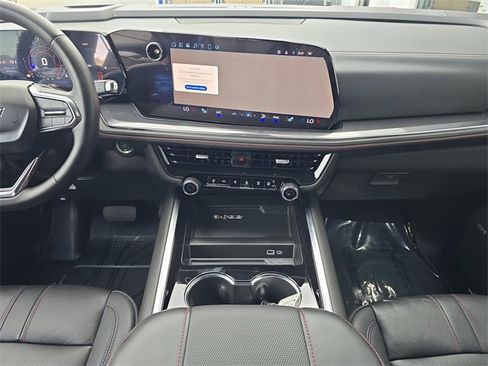 Certified 2025 Chevrolet Suburban RST w/ Comfort Package image 13