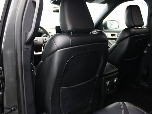 Used 2020 Ford Explorer ST w/ Premium Technology Package image 23