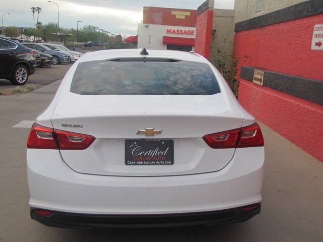 Used 2018 Chevrolet Malibu LS FWD image 4