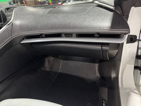 Used 2024 Chevrolet Corvette Stingray Preferred Cpe w/ 2LT image 20