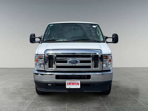 New 2025 Ford E-450 and Econoline 450 Super Duty w/ Power Equipment Group RWD image 8