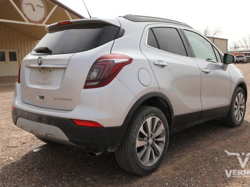 Used 2020 Buick Encore Preferred image 4