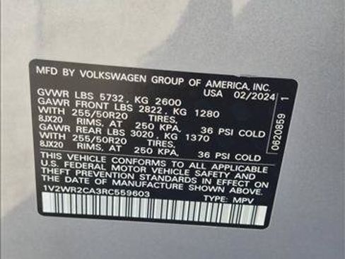 Used 2024 Volkswagen Atlas SE w/ Black Wheel Package FWD image 23