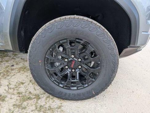 New 2026 GMC Canyon Elevation w/ Convenience Package RWD image 8