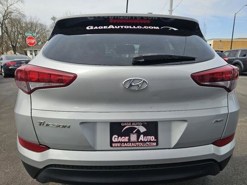 Used 2016 Hyundai Tucson SE w/ Option Group 02 AWD/4WD image 10