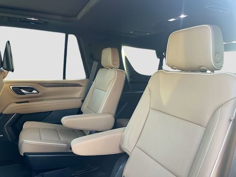 Used 2023 Chevrolet Tahoe Premier w/ Advanced Technology Package RWD image 26