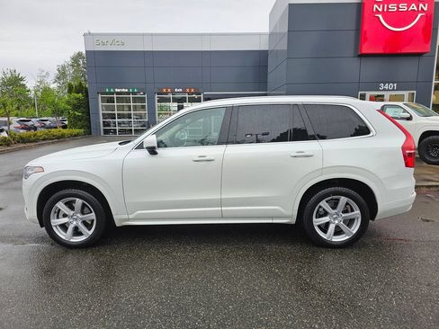 Used 2023 Volvo XC90 B5 Core w/ Protection Package Premier AWD/4WD image 8