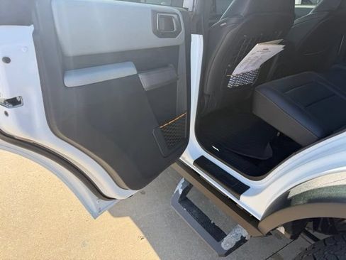 Used 2021 Ford Bronco Badlands AWD/4WD image 11