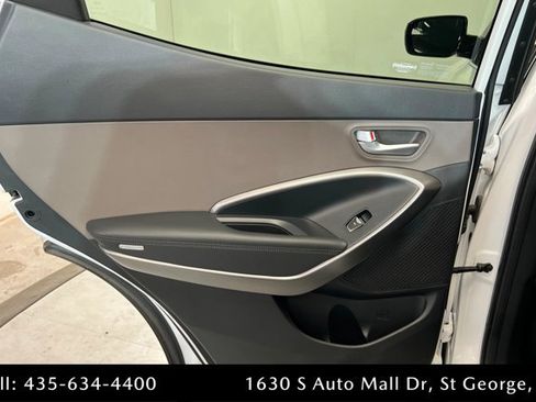 Used 2017 Hyundai Santa Fe Sport image 18