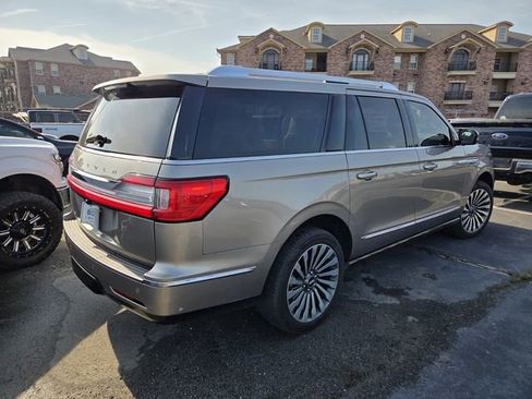 Used 2020 Lincoln Navigator L Reserve w/ Luxury Package AWD/4WD image 9