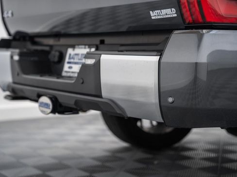 Used 2024 Toyota Tundra Capstone AWD/4WD image 8