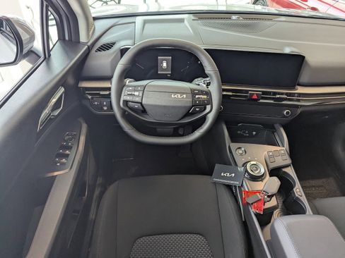 New 2026 Kia Sportage S AWD/4WD image 7