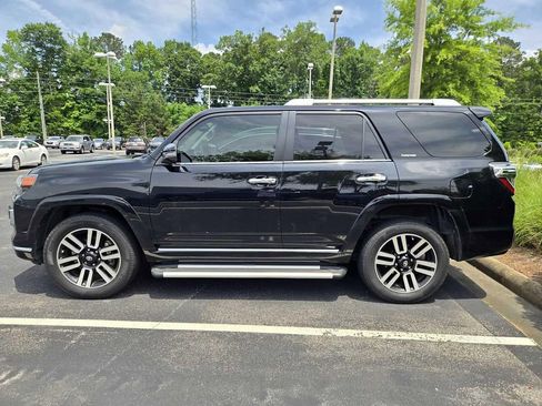 Used 2021 Toyota 4Runner Limited AWD/4WD image 4