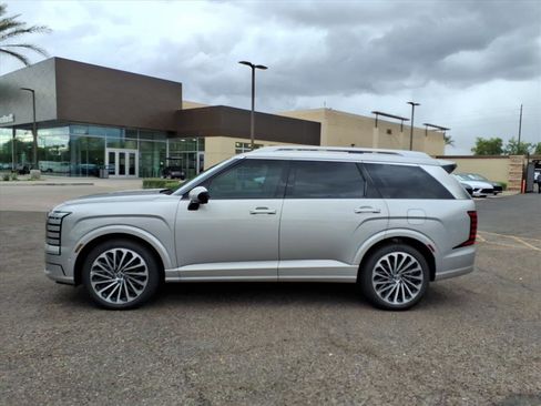 New 2026 Hyundai Palisade Calligraphy image 3