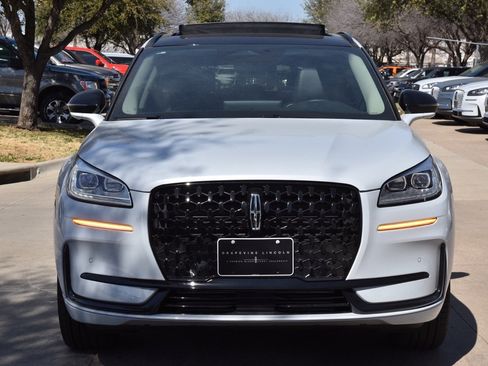 New 2026 Lincoln Corsair Reserve w/ Jet Appearance Package image 2