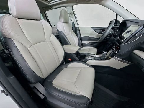 Used 2023 Subaru Forester Limited image 15