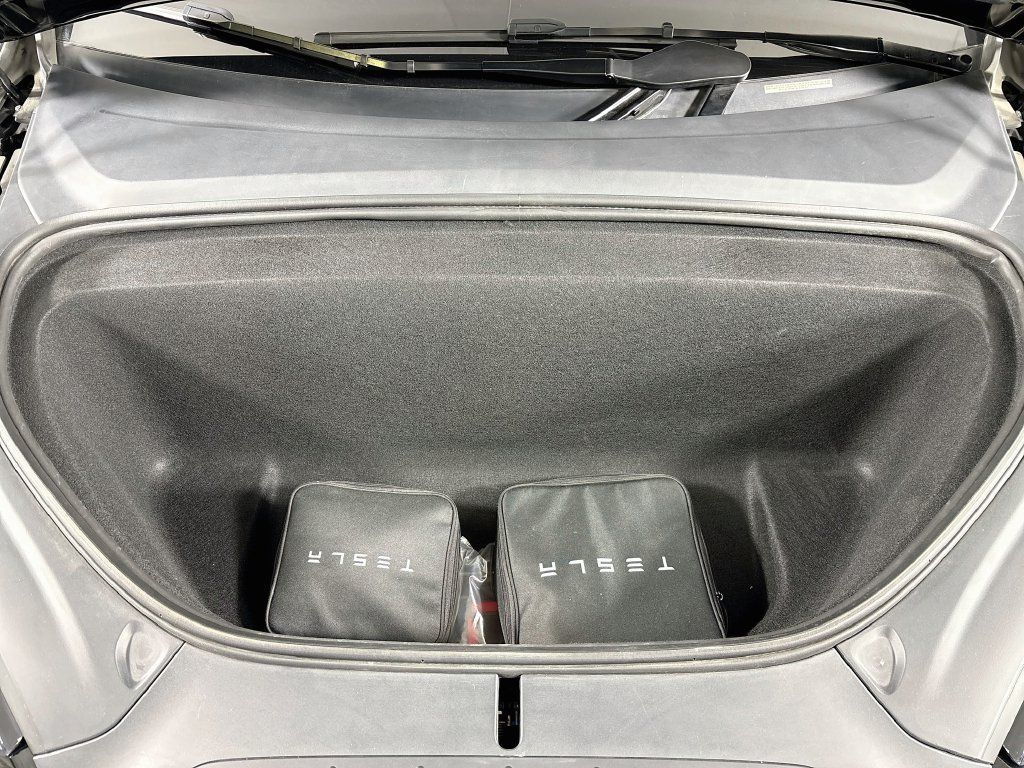 Used 2022 Tesla Model X AWD/4WD image 31