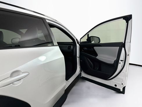 Used 2023 Subaru Solterra AWD image 33