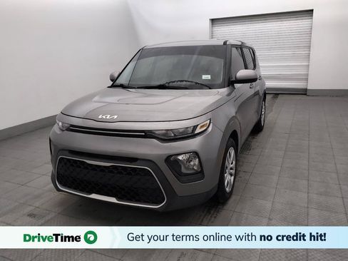 Used 2022 Kia Soul LX FWD image 1