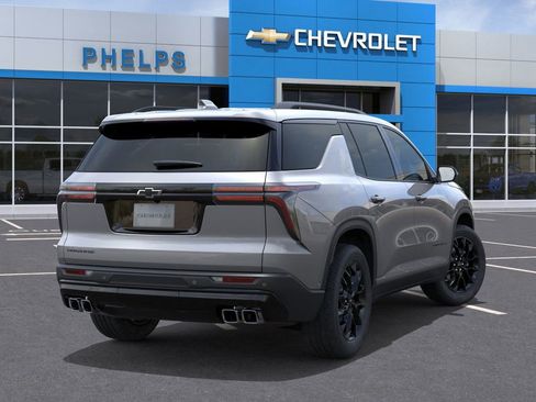 New 2026 Chevrolet Traverse LT image 4