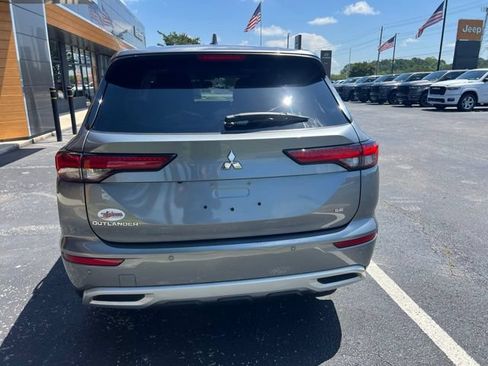 Used 2024 Mitsubishi Outlander SE FWD image 21