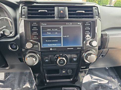 Used 2023 Toyota 4Runner TRD Off-Road AWD/4WD image 19