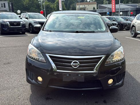 Used 2014 Nissan Sentra SR w/ SR Driver Package FWD image 2