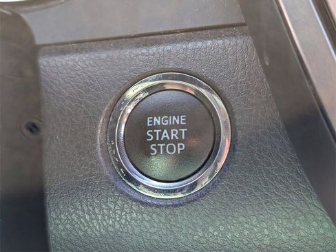 Used 2020 Toyota Camry XSE image 25