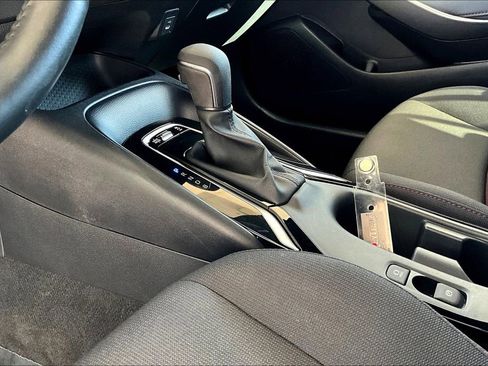 Used 2024 Toyota Corolla SE FWD image 18