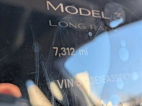 Used 2025 Tesla Model 3 Long Range image 11