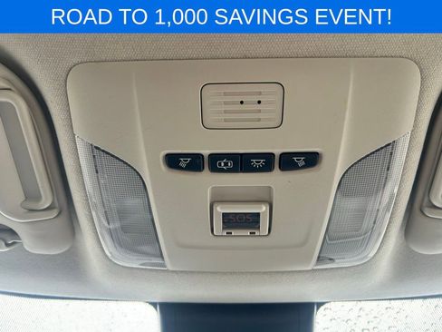 Used 2020 Toyota Corolla LE image 32