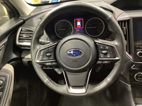 Used 2022 Subaru Forester Limited image 9