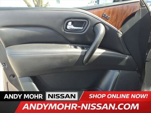 Used 2018 INFINITI QX80 Base w/ All Season Package image 11