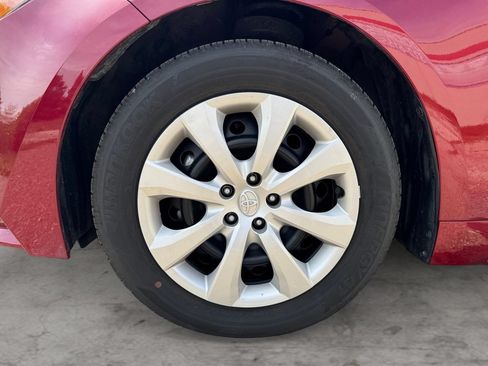 Certified 2025 Toyota Corolla LE FWD image 9