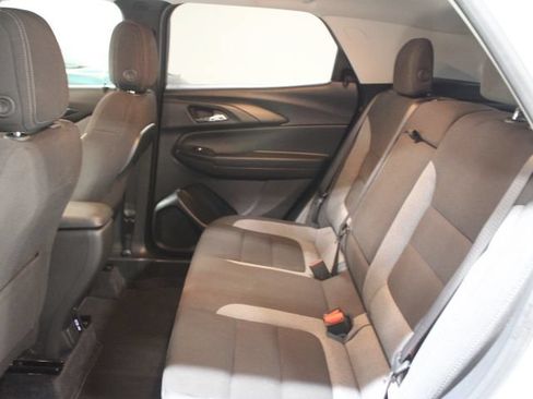 Used 2024 Chevrolet TrailBlazer LT w/ Convenience Package FWD image 21
