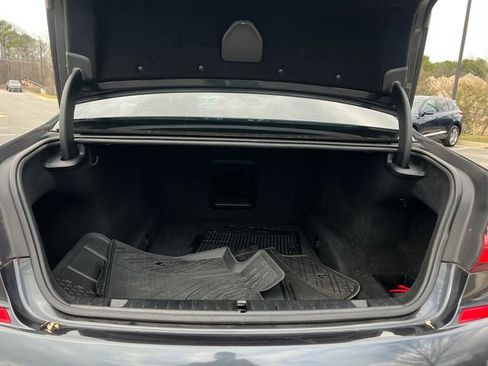 Used 2019 BMW 740i w/ Executive Package image 31