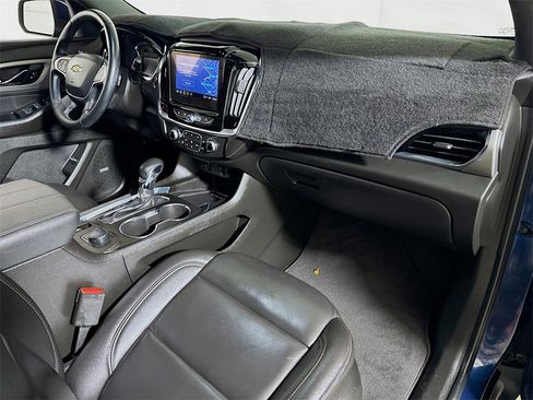 Used 2023 Chevrolet Traverse LT w/ LT Premium Package image 30