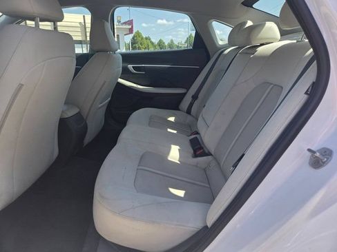 Used 2025 Hyundai Sonata SEL FWD image 25