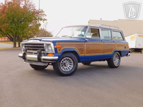 Used 1989 Jeep Grand Wagoneer AWD/4WD image 28