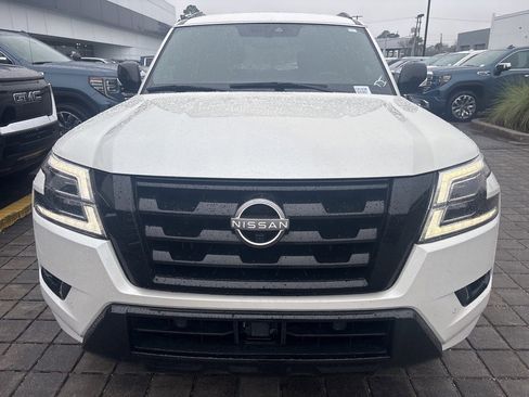 Used 2022 Nissan Armada SL w/ Midnight Edition Package image 7